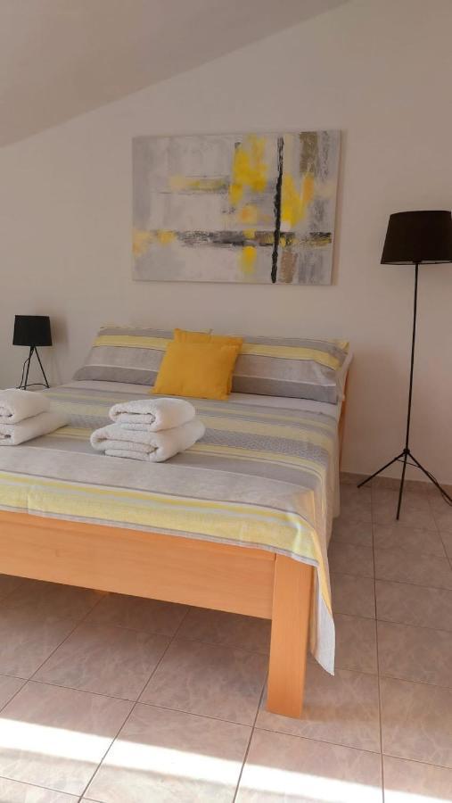 Apartments Duće Extérieur photo